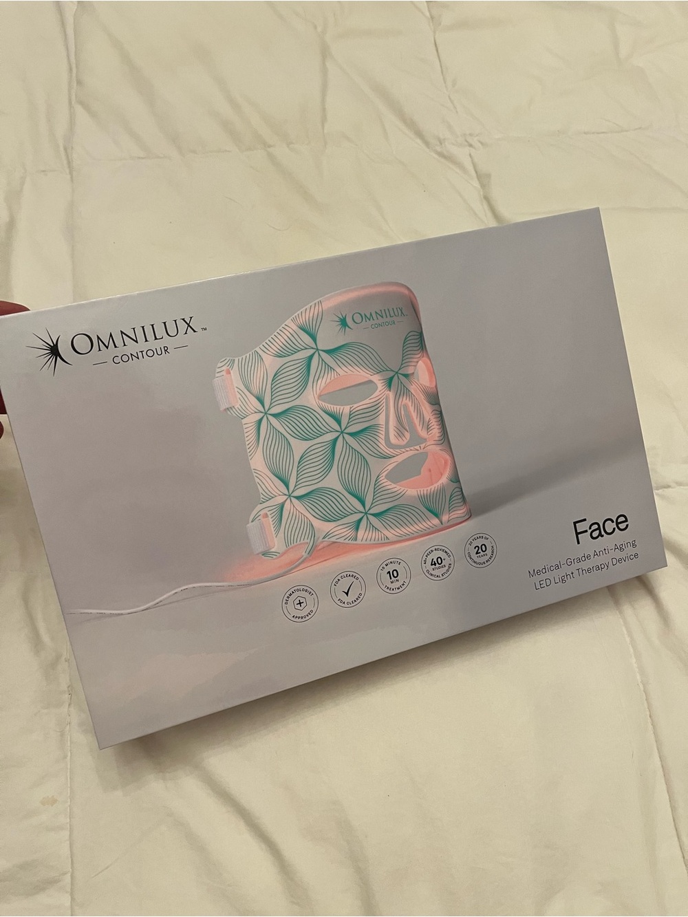 Omnilux Contour Face Medical-Grade LED Light Therapy Device — NEW SEALED - Picture 6 of 8